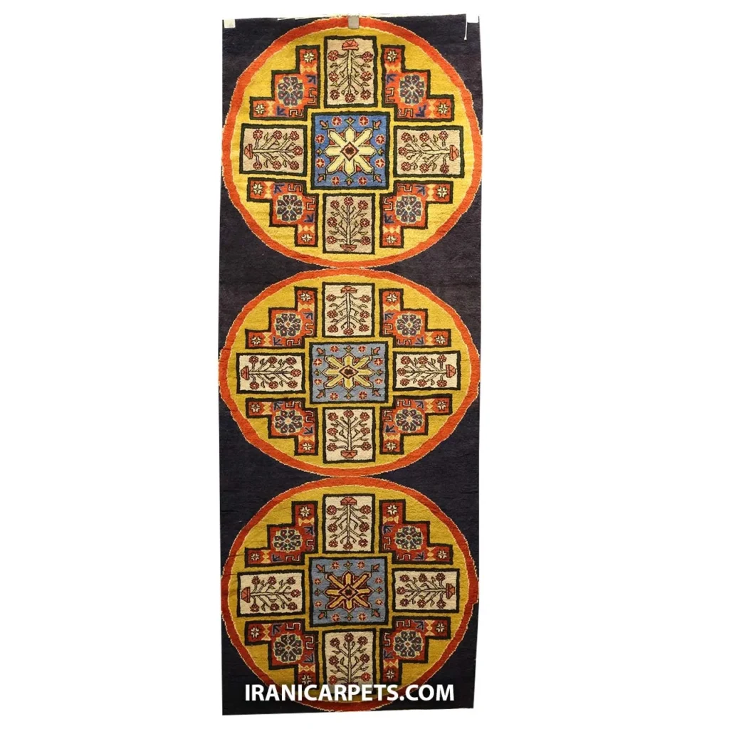 farshboom-8eDAwj4BgLR5