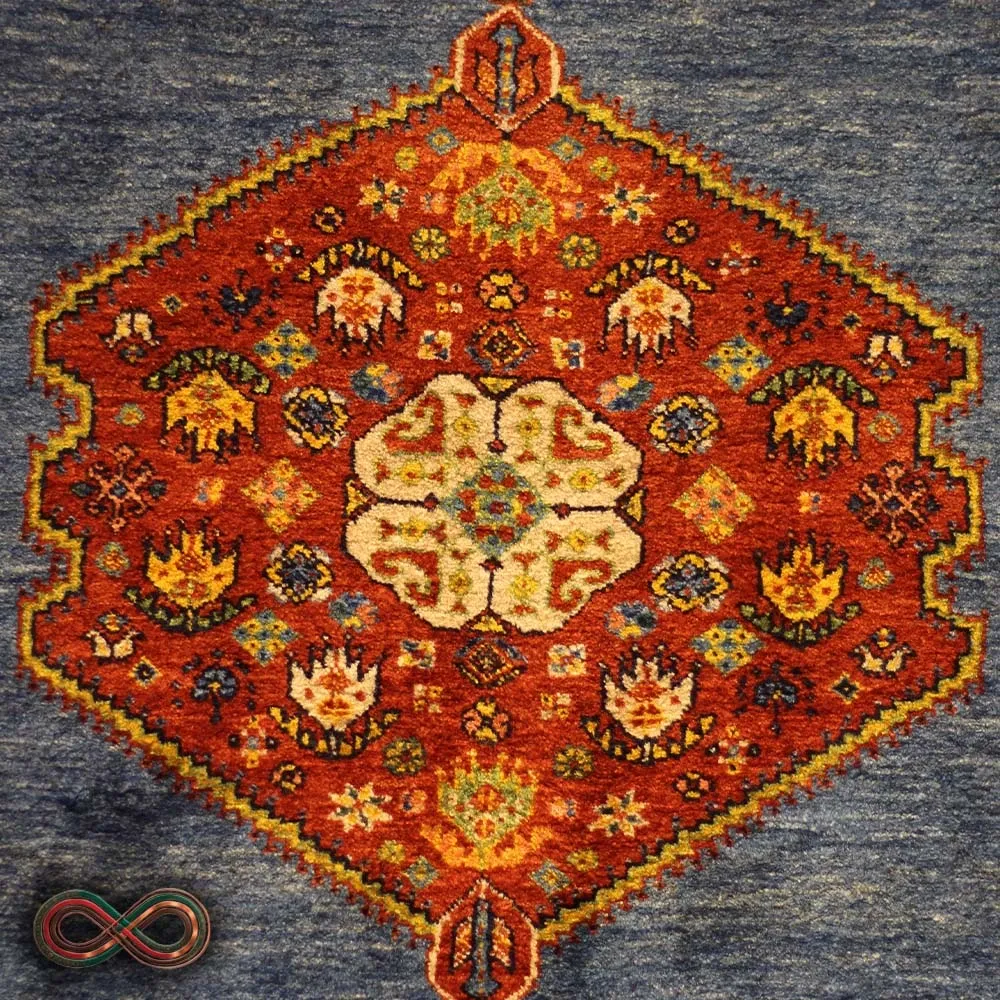 farshboom-9vkrHHmJzIq1