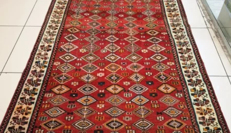 farshboom-OCon9hBfXM1a