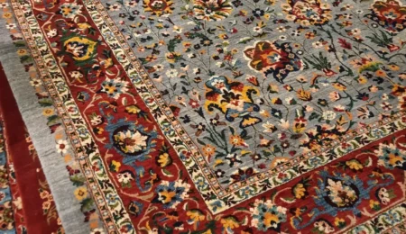 farshboom-n5uLp7oBsDm4