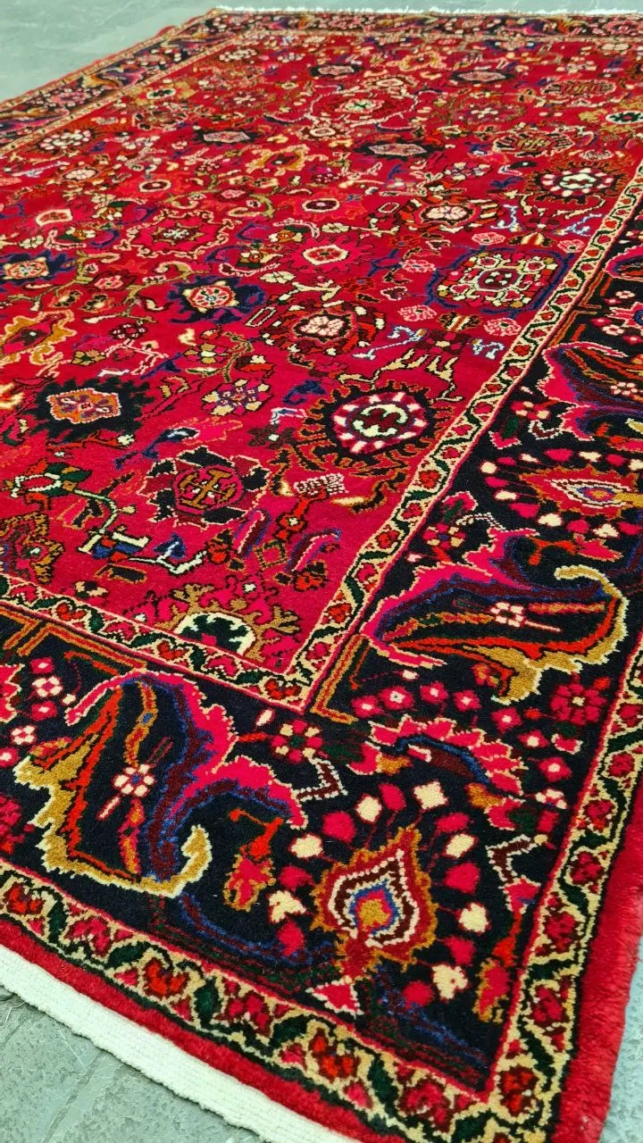 farshboom-y3tK83MAiM5G