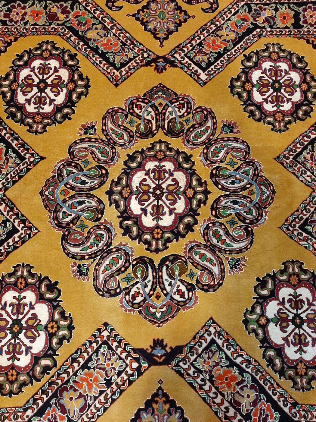 carpet-farshboom-1022933681