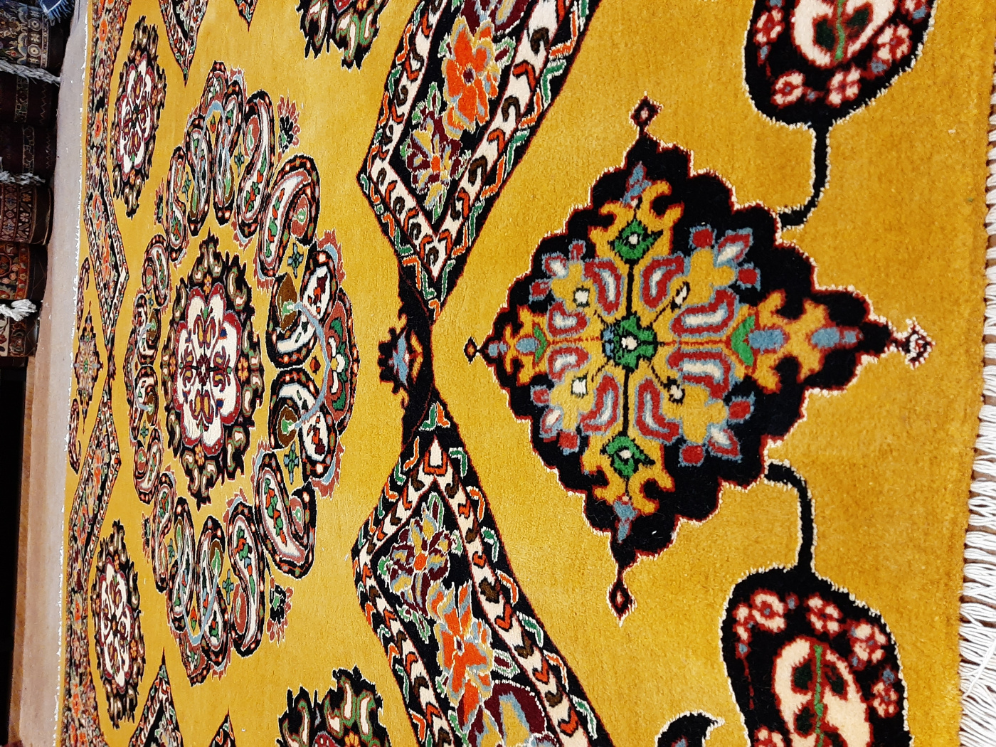 carpet-farshboom-2440623647