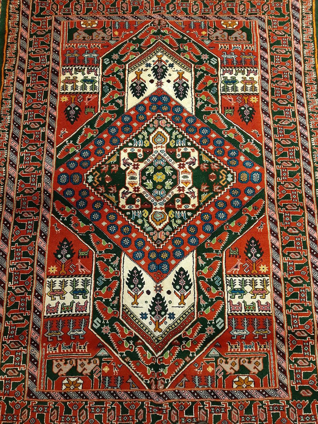 carpet-farshboom-3908656535