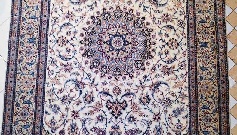 carpet-farshboom-2669167380