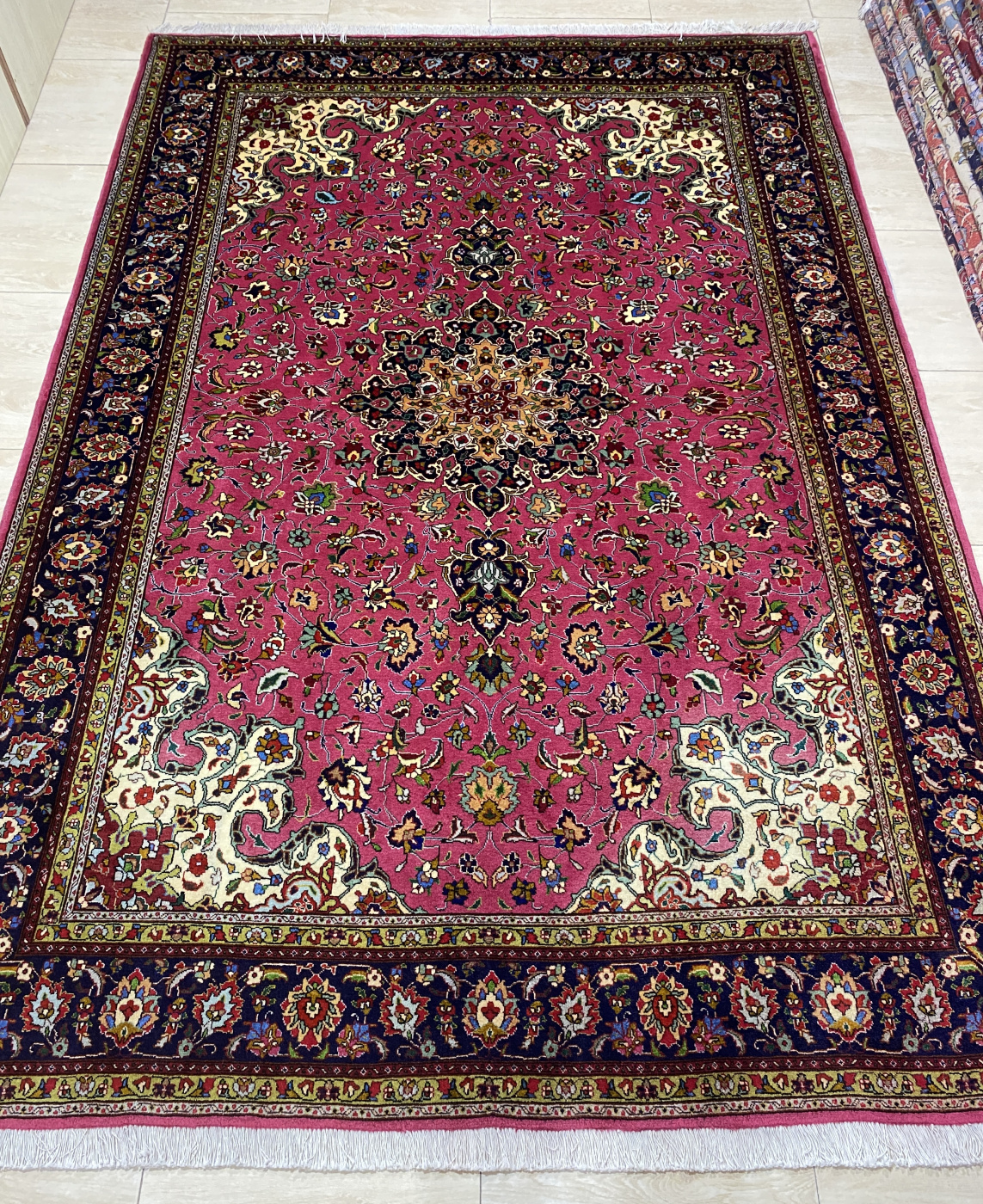 carpet-farshboom-3934852558