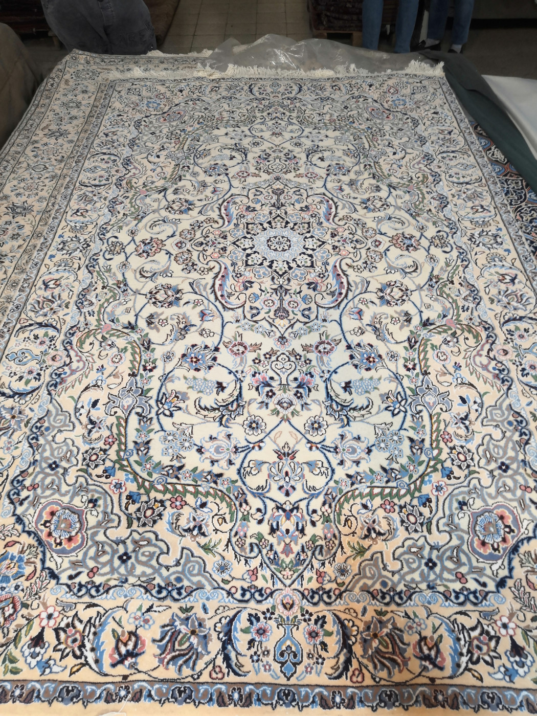 carpet-farshboom-8943784069