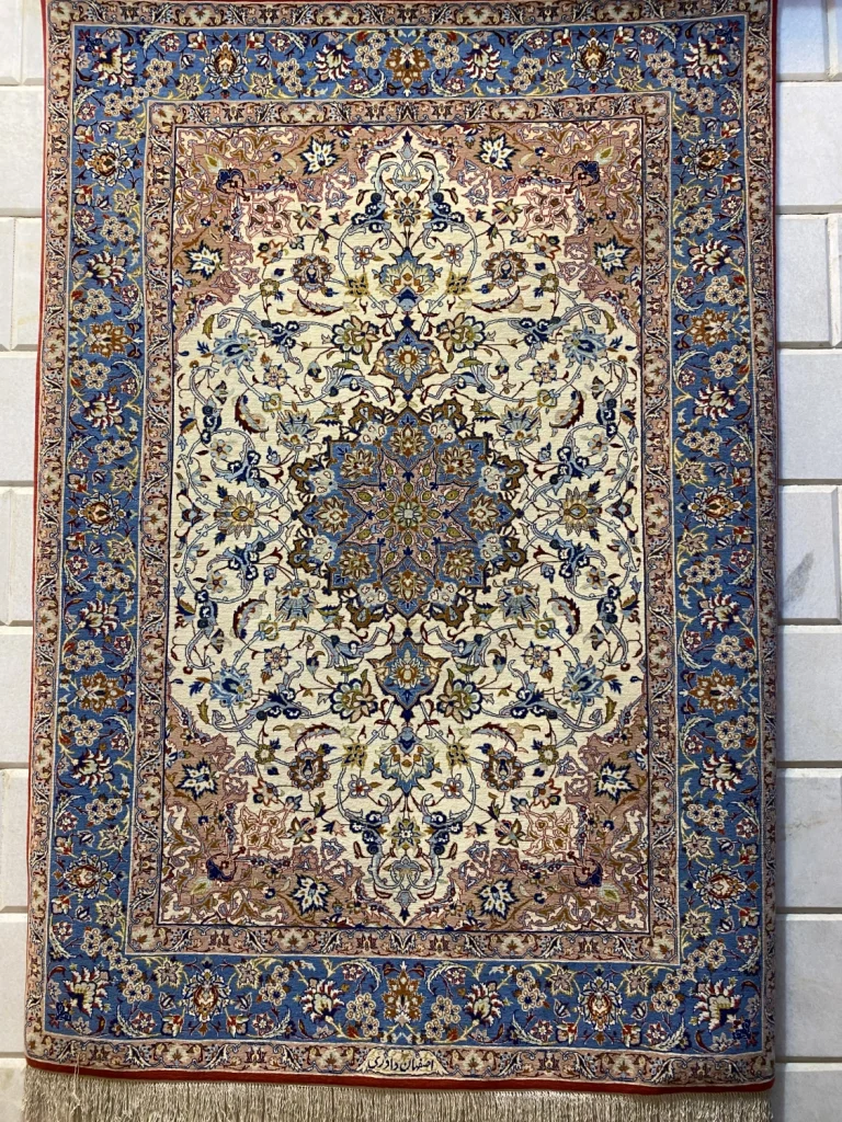 carpet-farshboom-1234873720