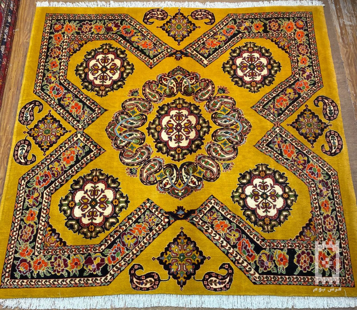 carpet-farshboom-3347852992