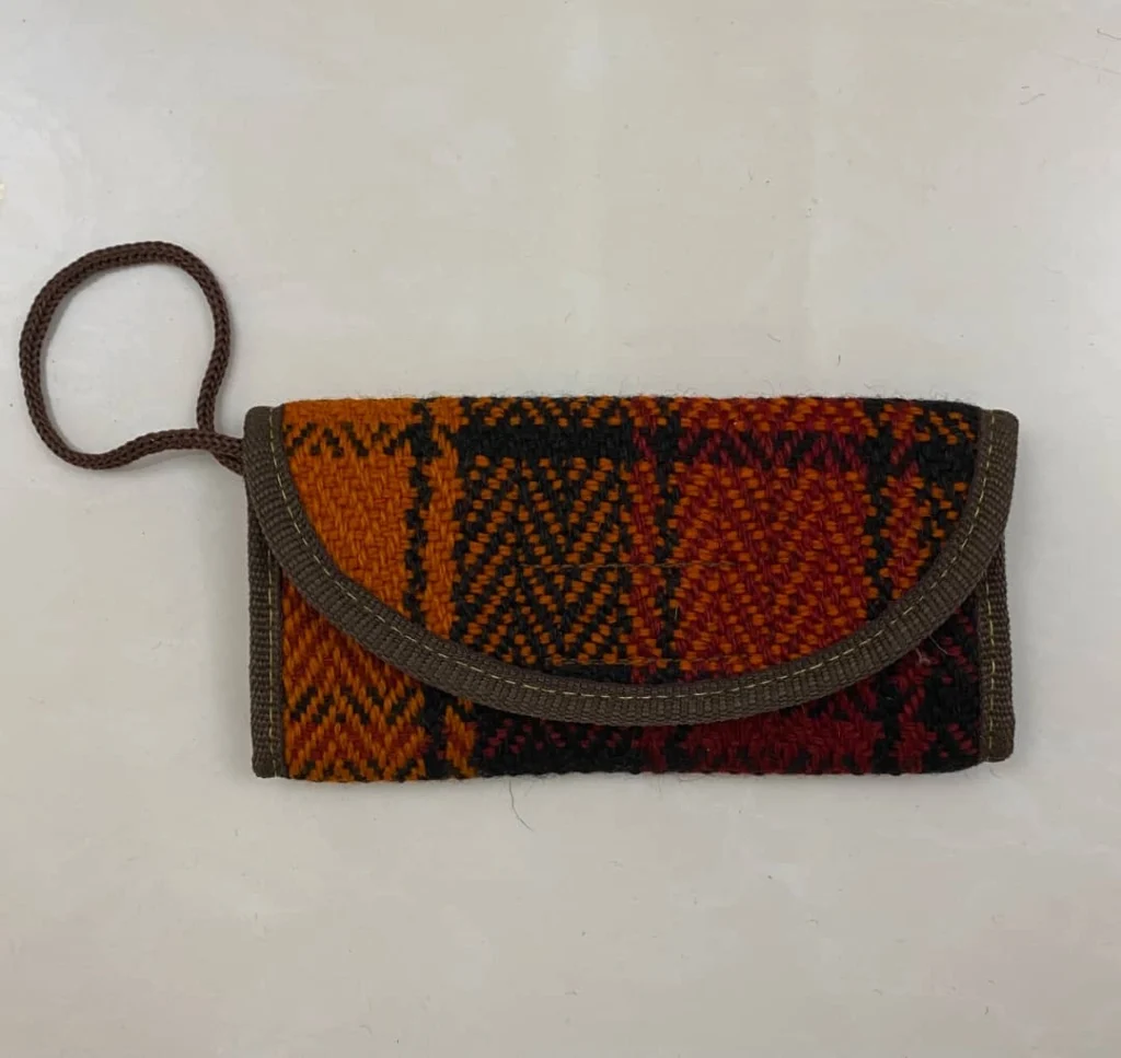 carpet-farshboom-3813776681