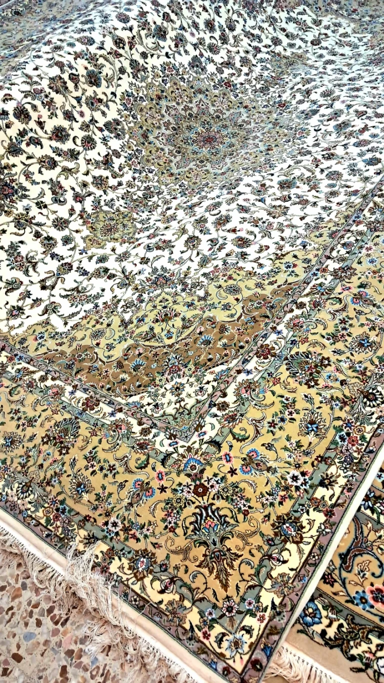 carpet-farshboom-6811703556