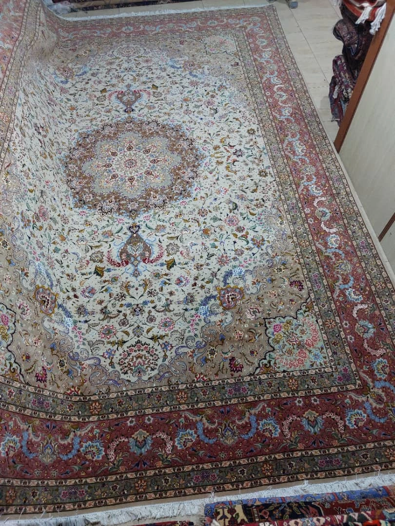 carpet-farshboom-1073664455