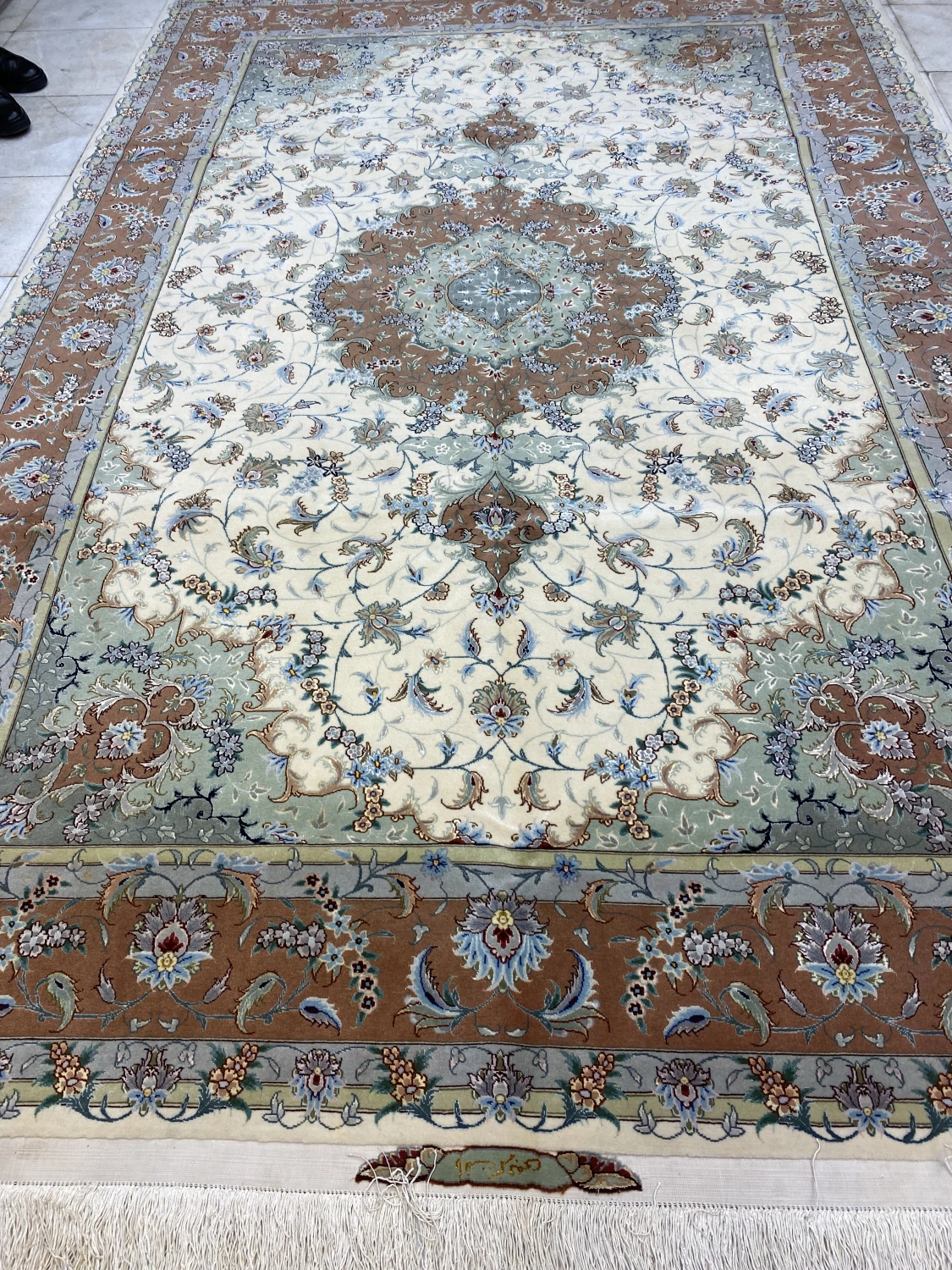 carpet-farshboom-1156661652