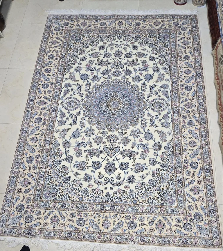 carpet-farshboom-1182501467