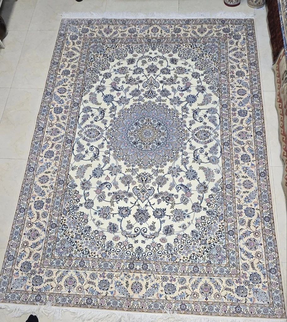 carpet-farshboom-1182501467