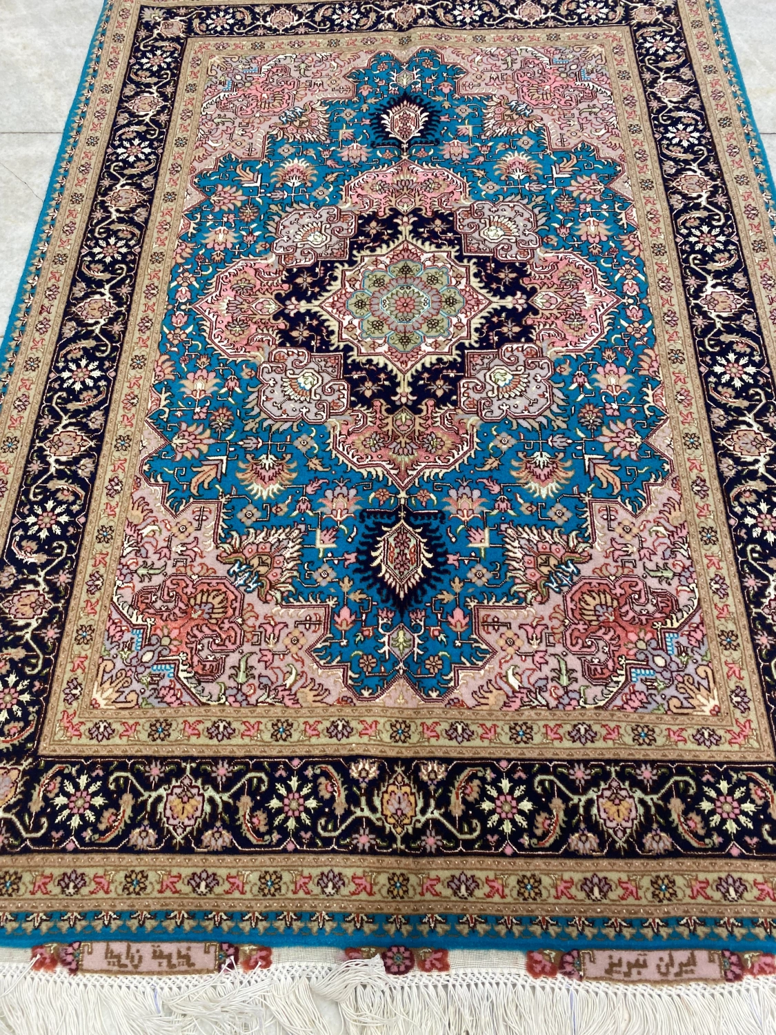 carpet-farshboom-8744395160