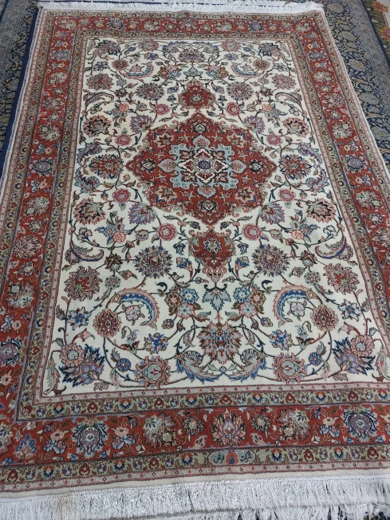 carpet-farshboom-9350237703