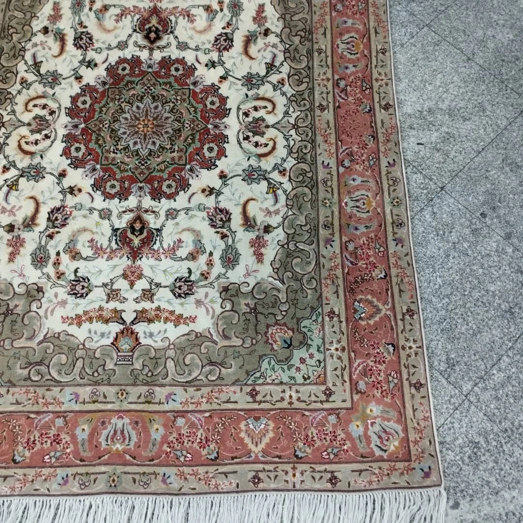 carpet-farshboom-0489186636