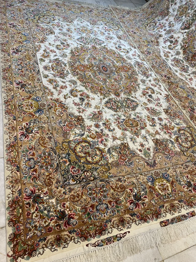 carpet-farshboom-1281123618