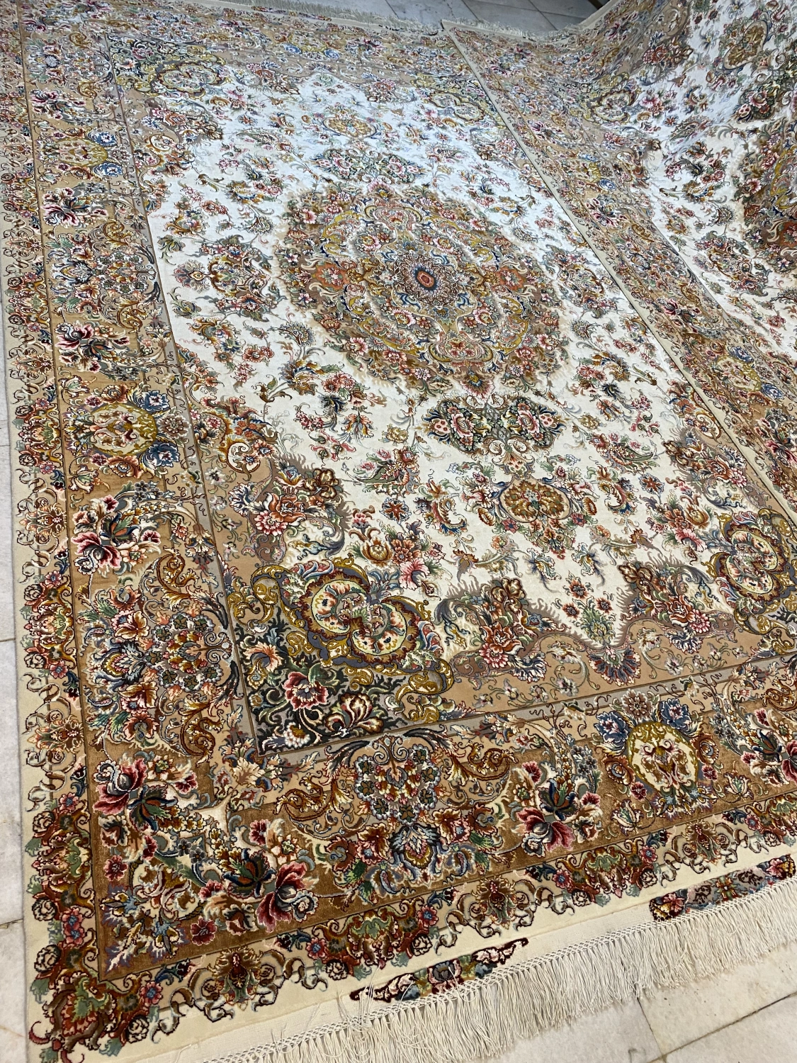 carpet-farshboom-1281123618