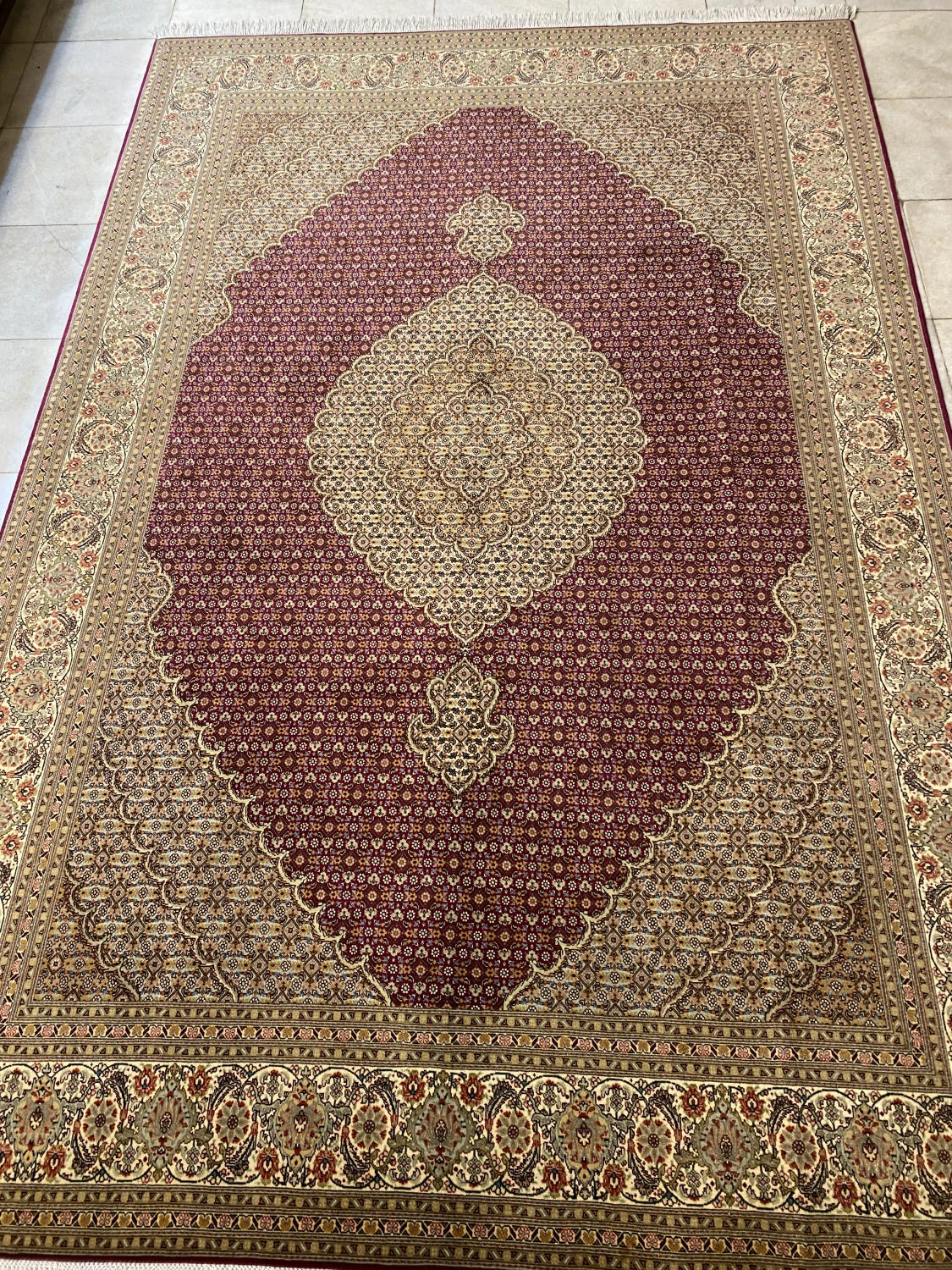 carpet-farshboom-1565852436
