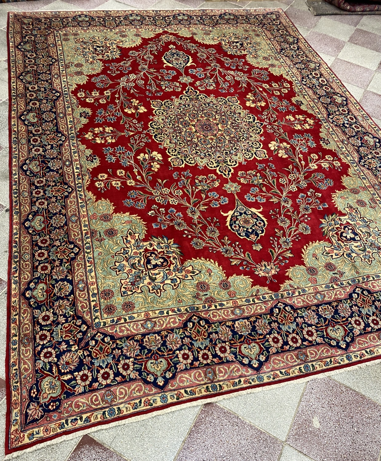 carpet-farshboom-1595724000
