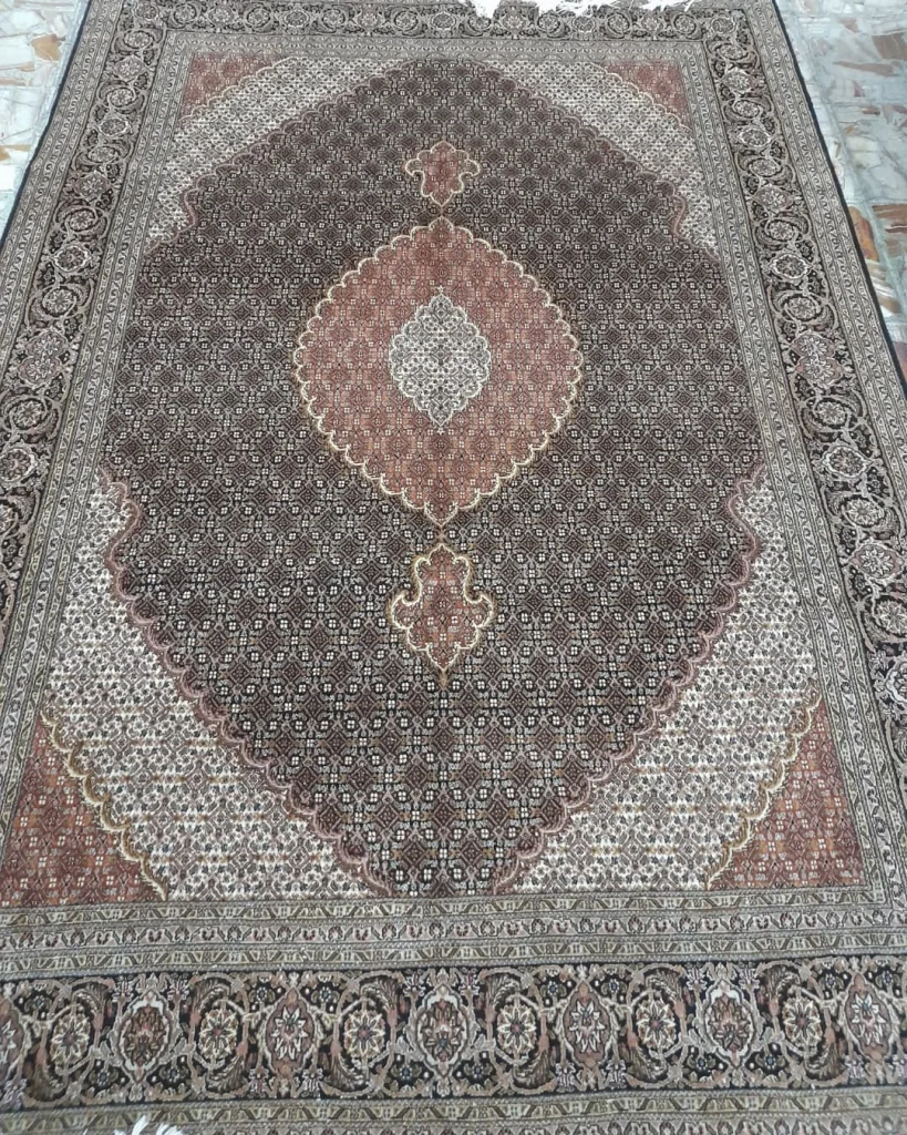 carpet-farshboom-1619687976