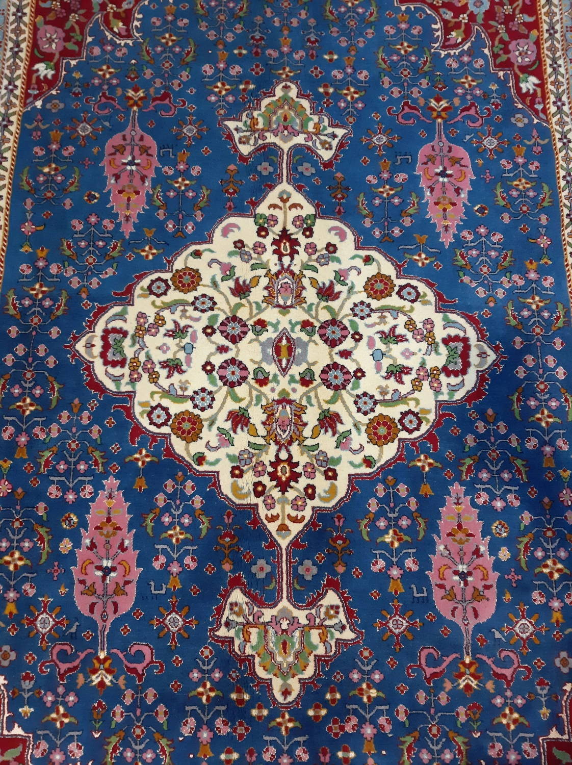 carpet-farshboom-2423360082