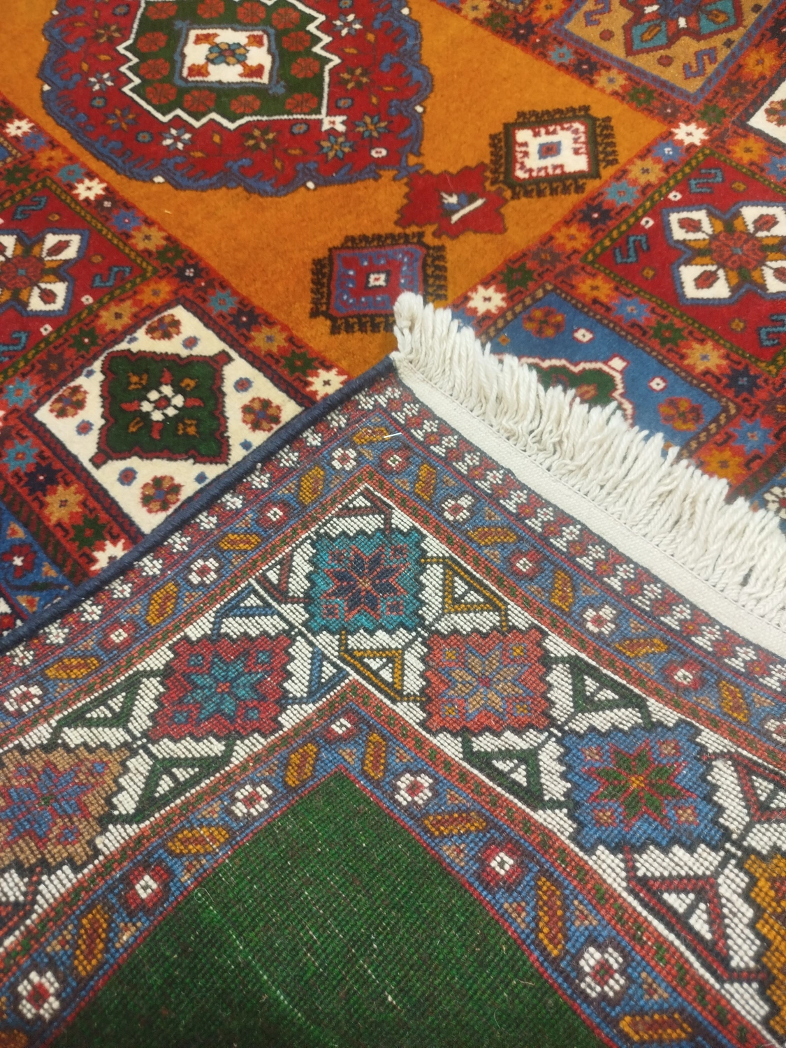 carpet-farshboom-2463599649