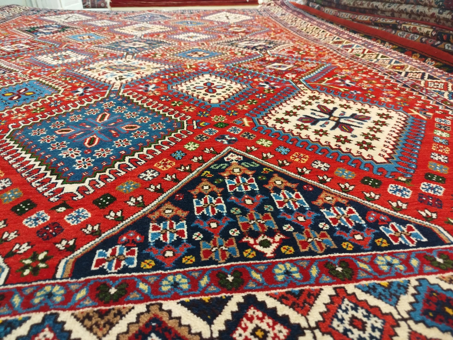 carpet-farshboom-3134490214