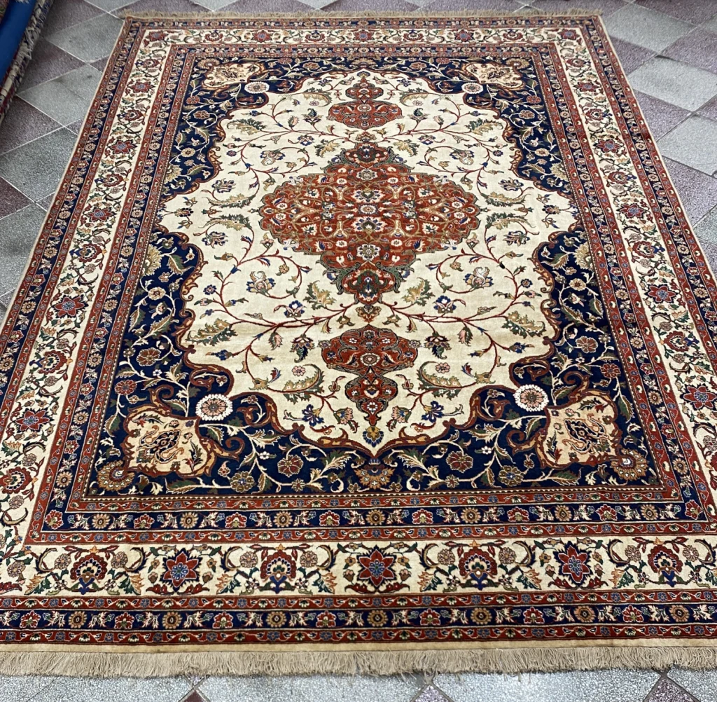 carpet-farshboom-3913712057