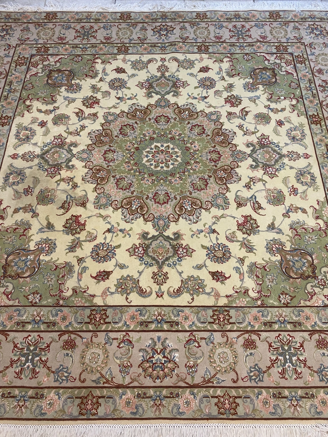 carpet-farshboom-4207694179