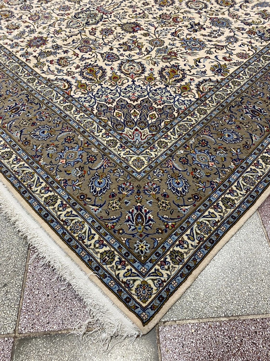 carpet-farshboom-5931888718