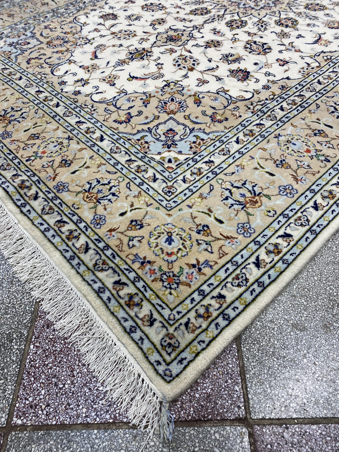 carpet-farshboom-7579257925