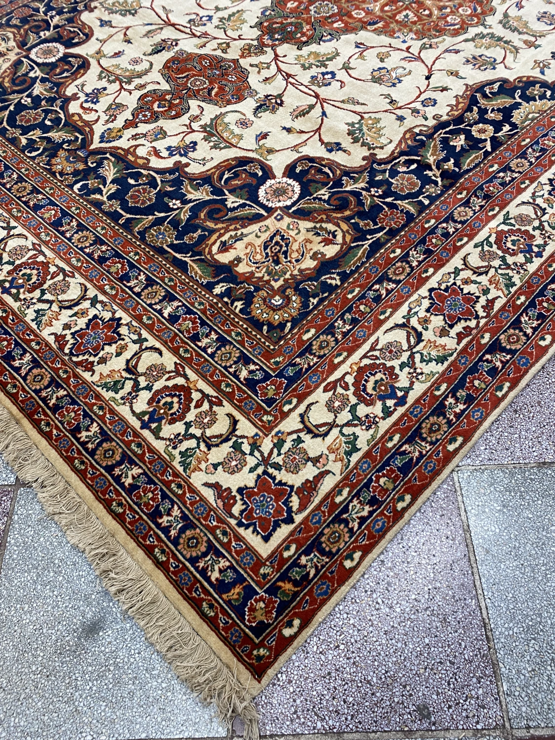 carpet-farshboom-7595851713