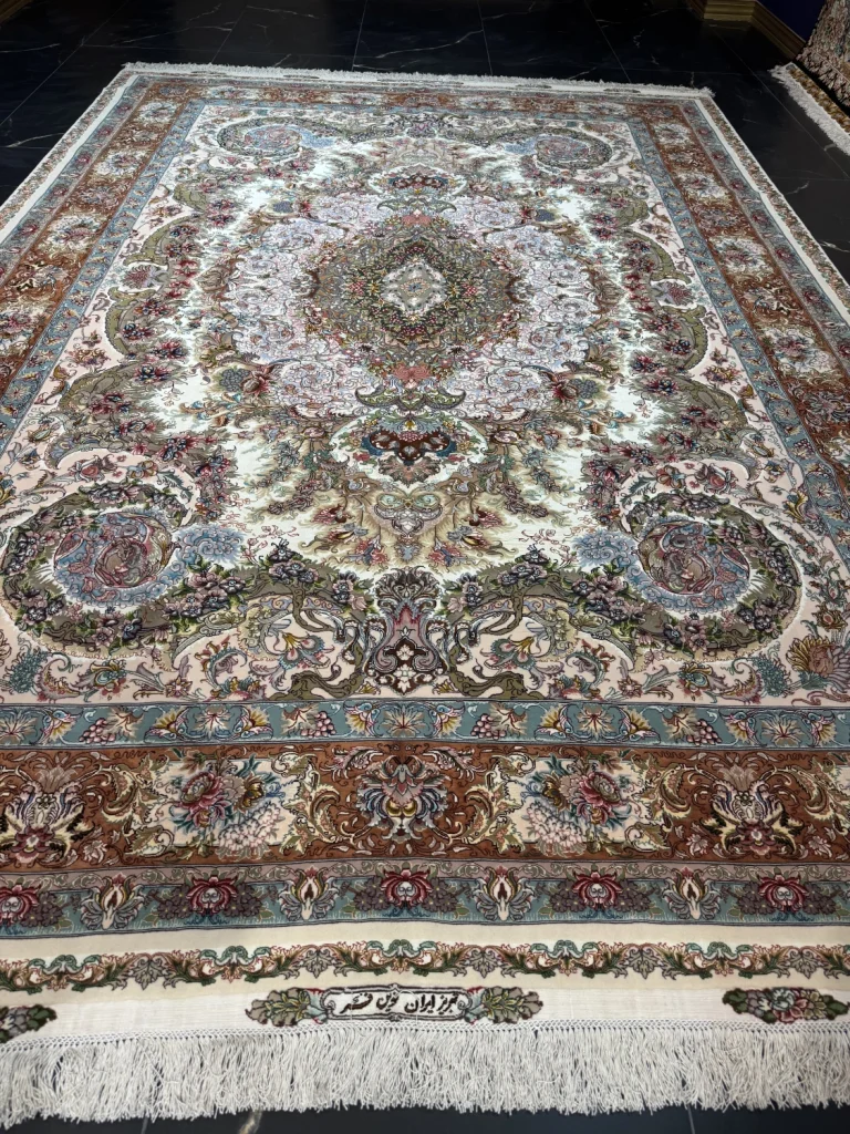 carpet-farshboom-8235383496
