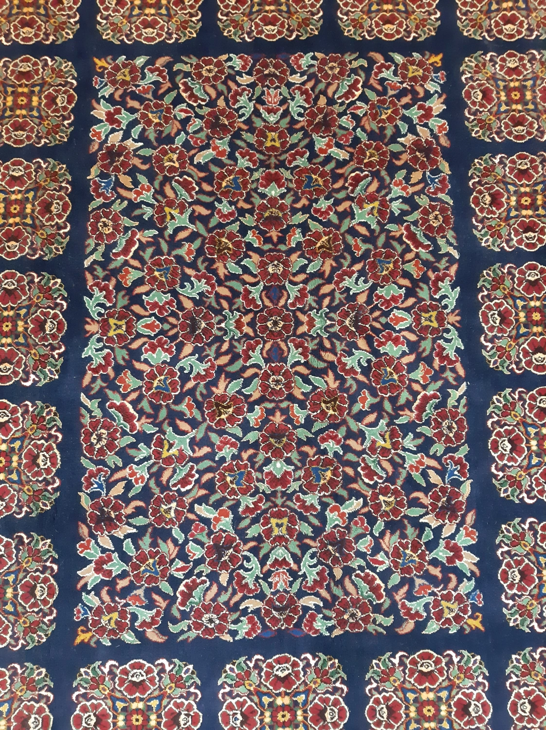 carpet-farshboom-8666354917