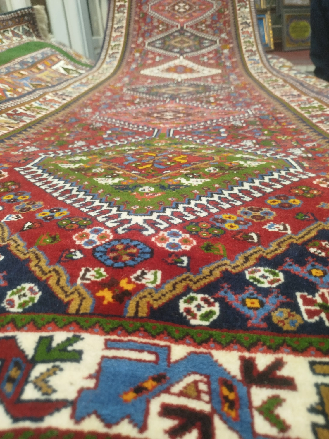 carpet-farshboom-9857471862