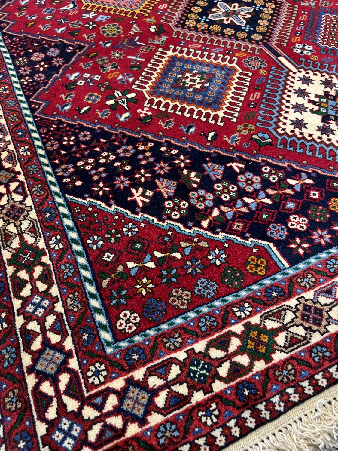 carpet-farshboom-1214735316