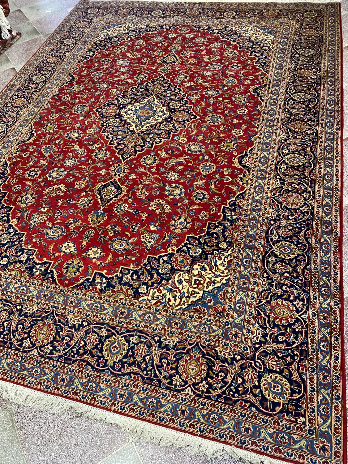 carpet-farshboom-1334688017