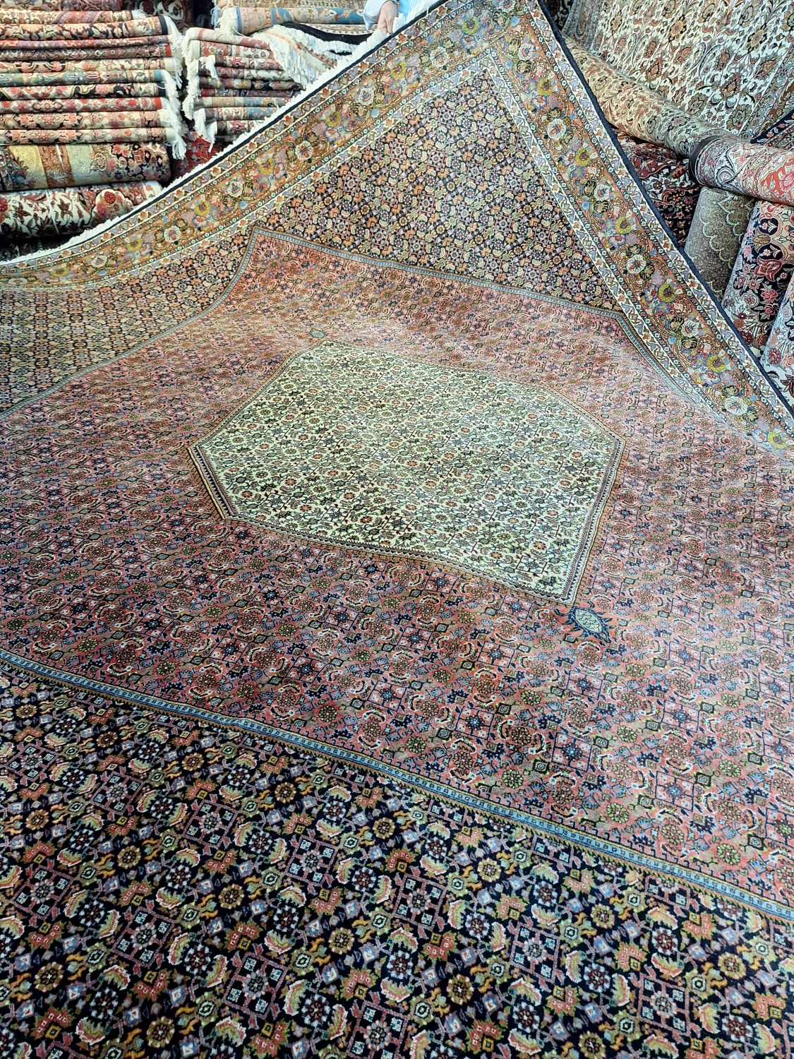 carpet-farshboom-1504062189