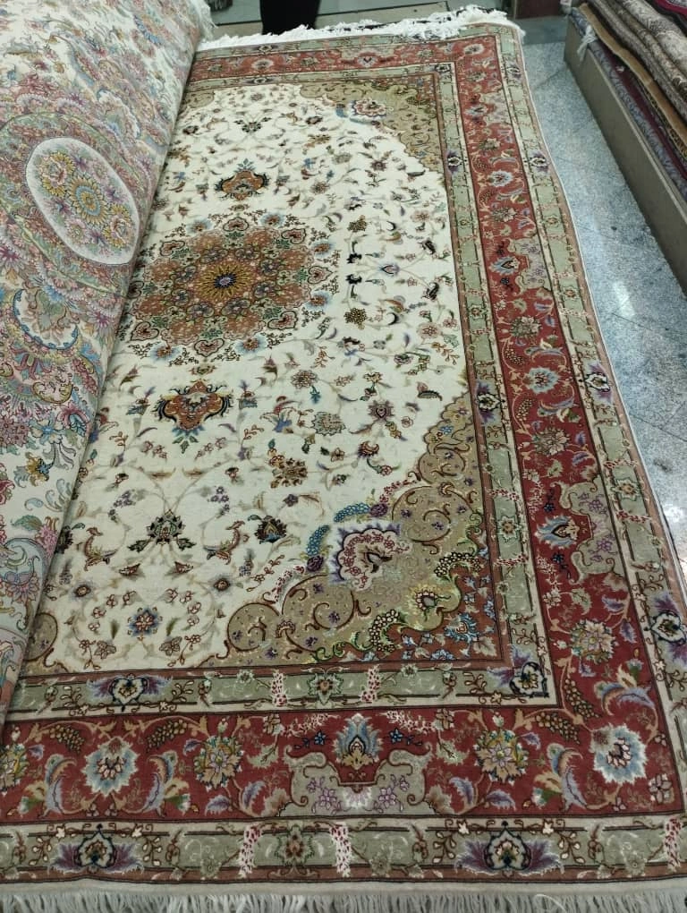 carpet-farshboom-1931703673