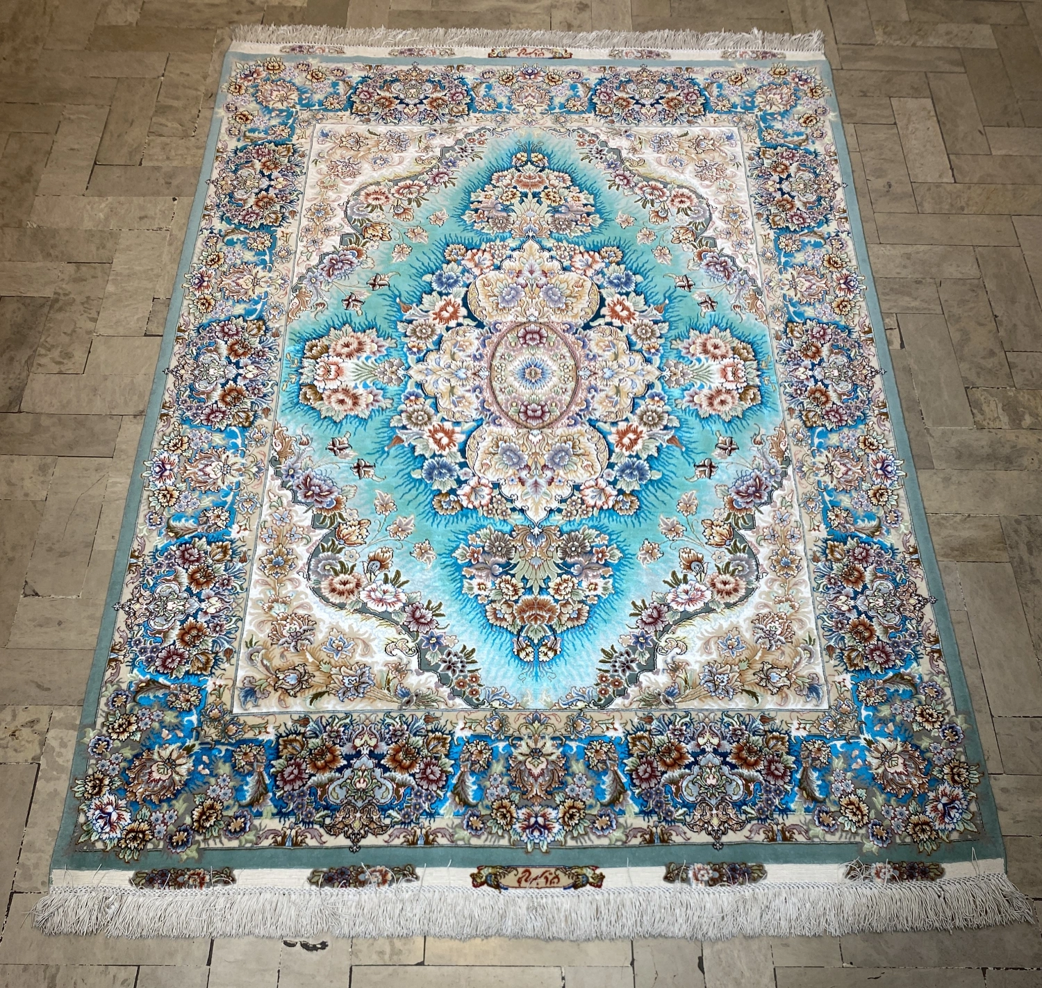 carpet-farshboom-2992619217