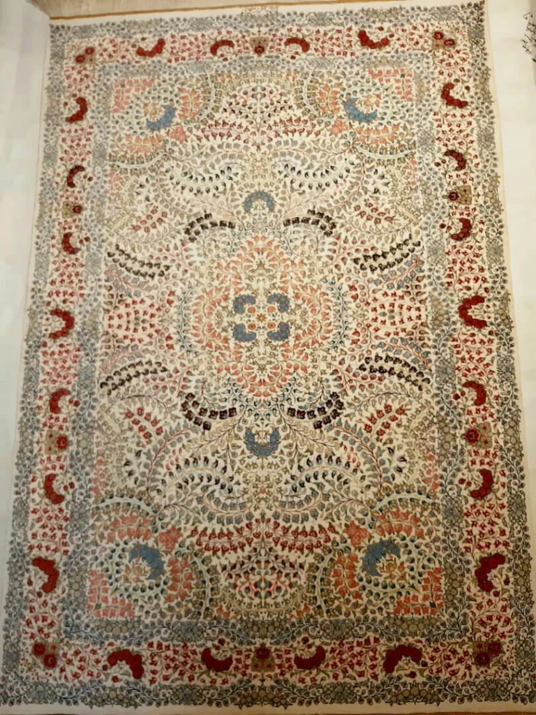 carpet-farshboom-3298494970