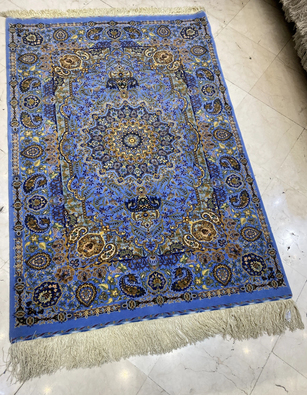 carpet-farshboom-3741309757