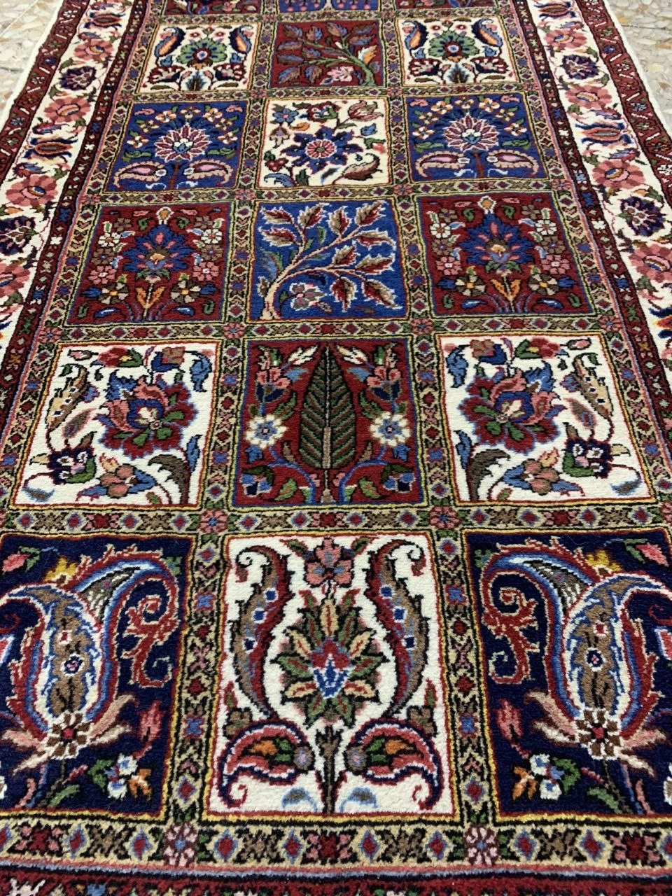 carpet-farshboom-3871499347