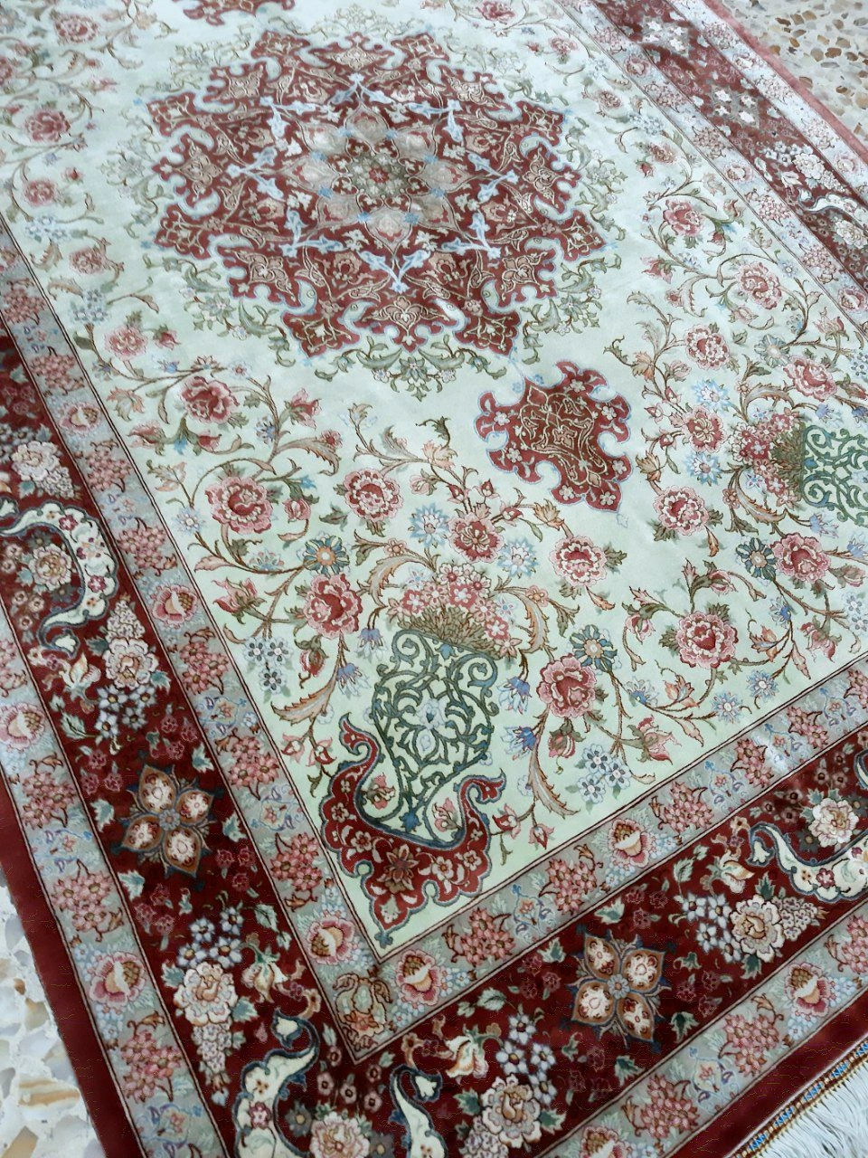 carpet-farshboom-3954011200