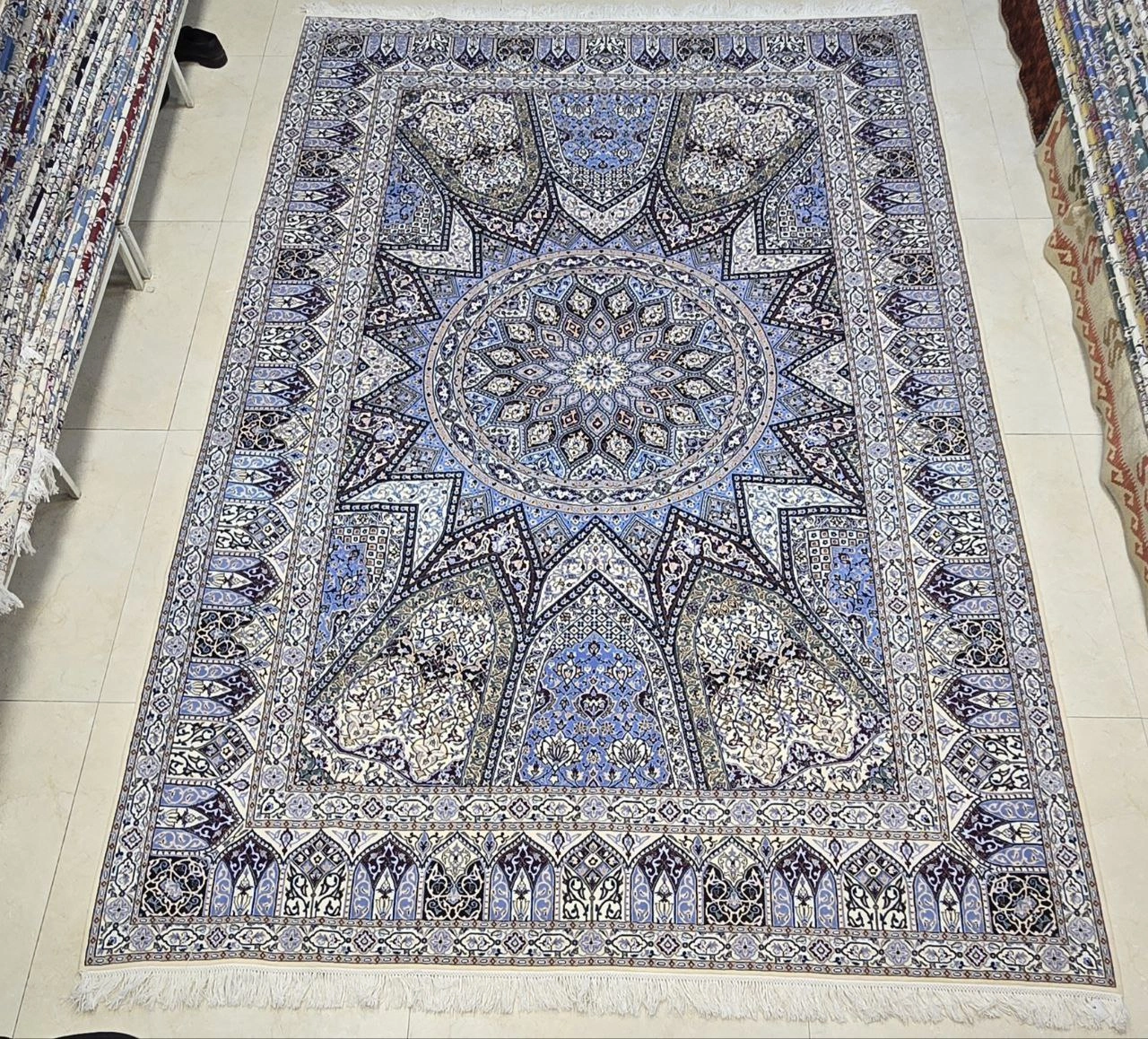 carpet-farshboom-3971491153