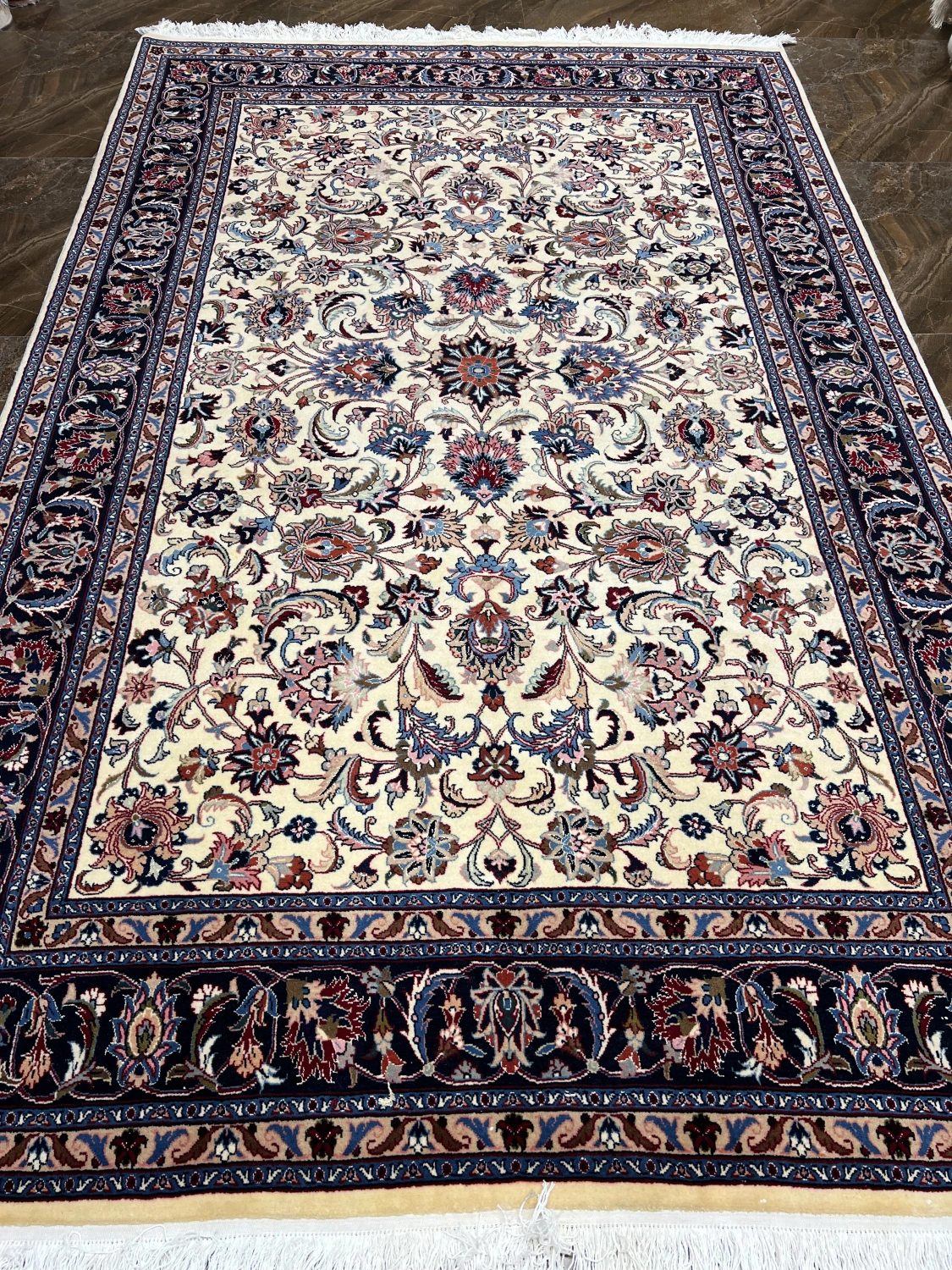 carpet-farshboom-5078093638