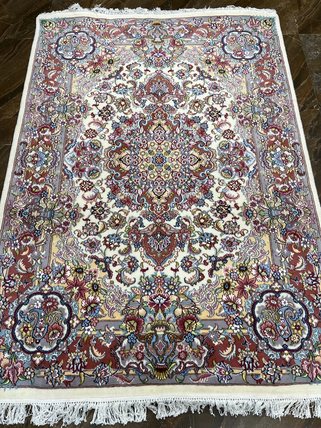 carpet-farshboom-5691721813